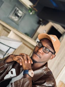 A profile image of Edun Kerry